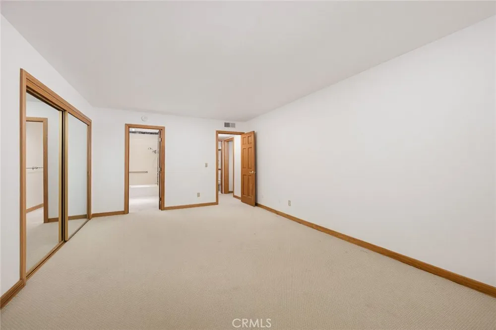 420 S Madison #213 Pasadena, CA 91101