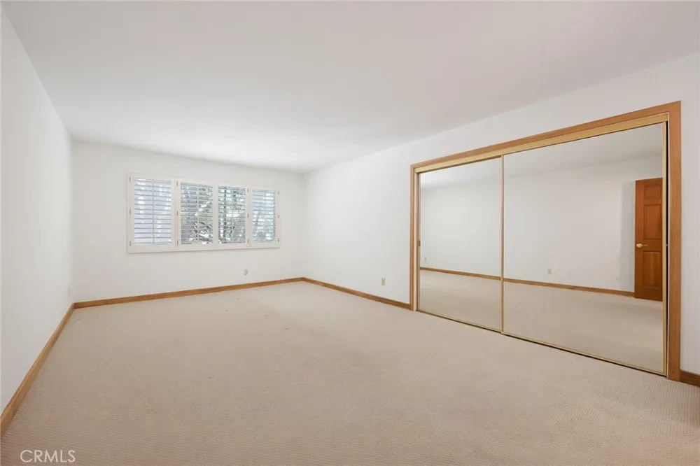 420 S Madison #213 Pasadena, CA 91101