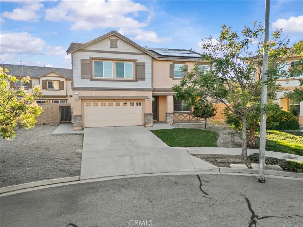 6958 Stanza Court Fontana, CA 92336