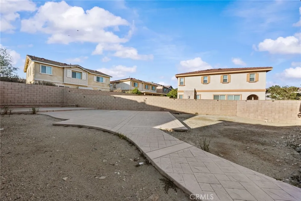 6958 Stanza Court Fontana, CA 92336