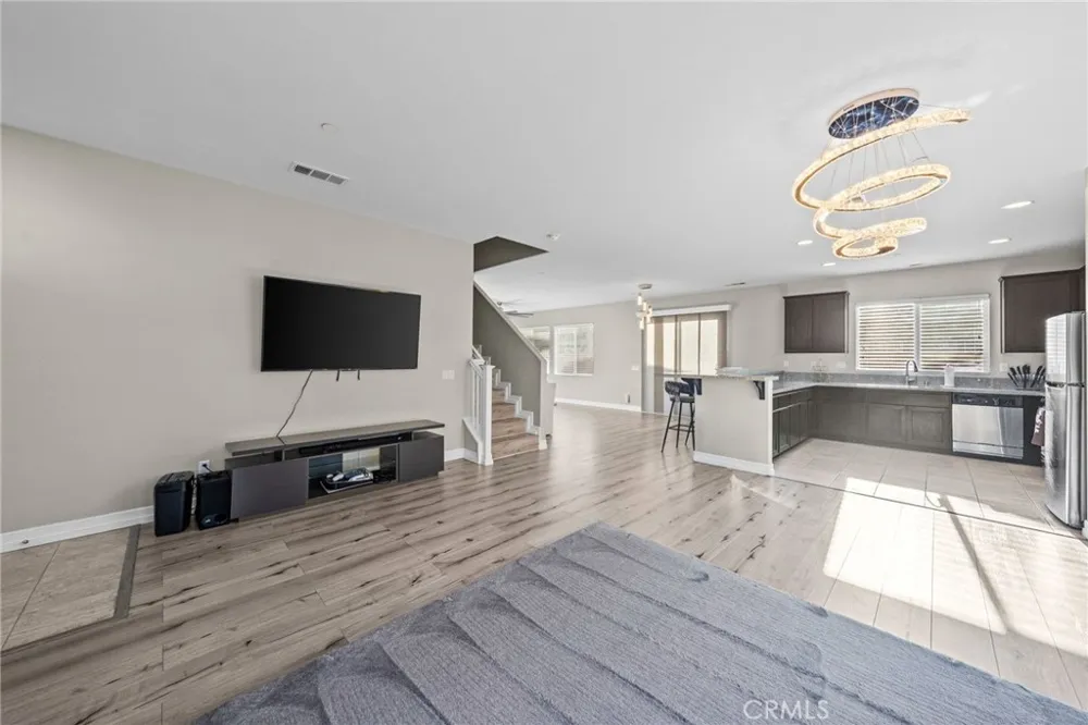 6958 Stanza Court Fontana, CA 92336
