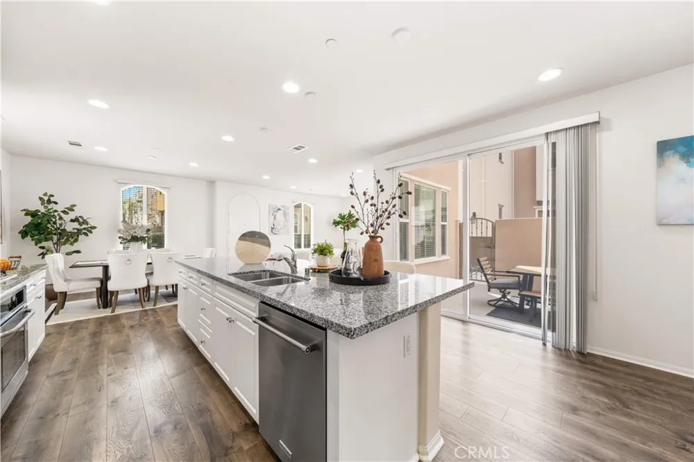 153 Fixie Irvine, CA 92618