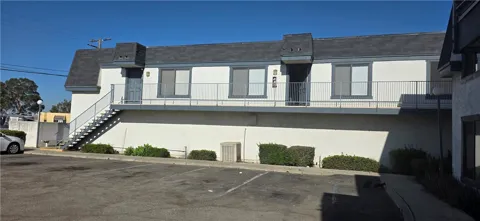 1319 Oakwood Drive #27