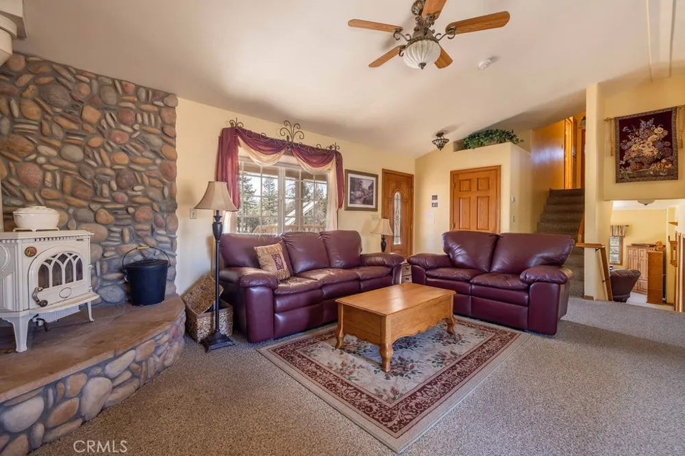 43942 Rainbow Lane Angelus Oaks, CA 92305