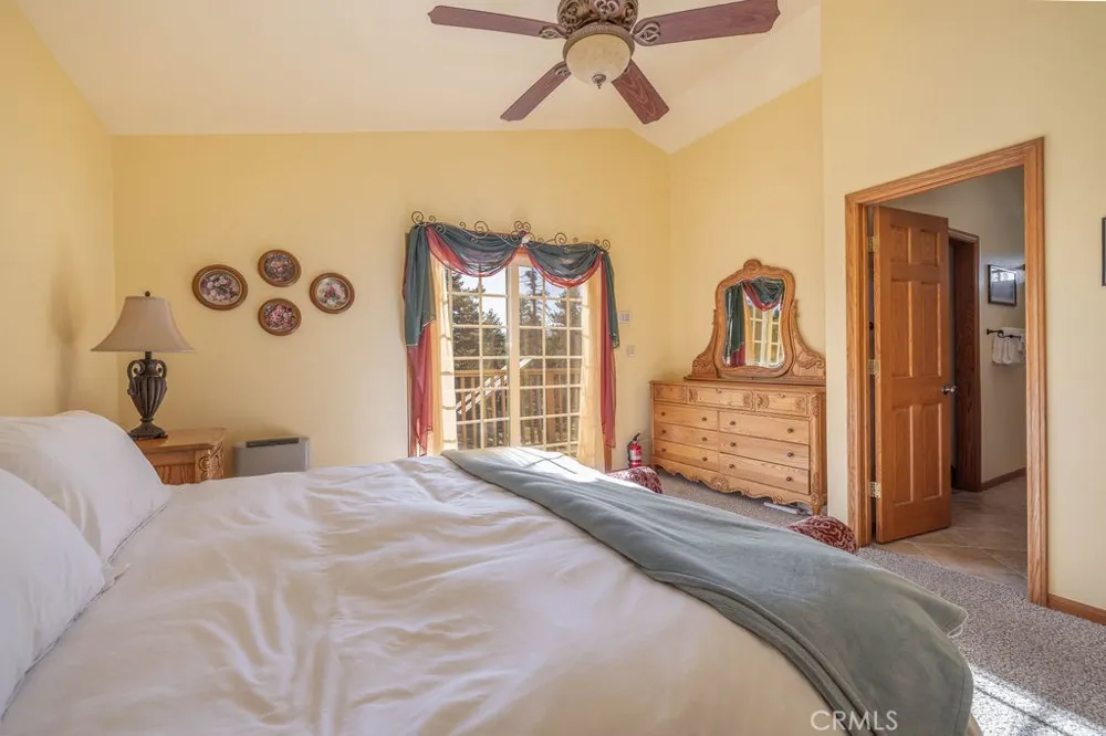 43942 Rainbow Lane Angelus Oaks, CA 92305