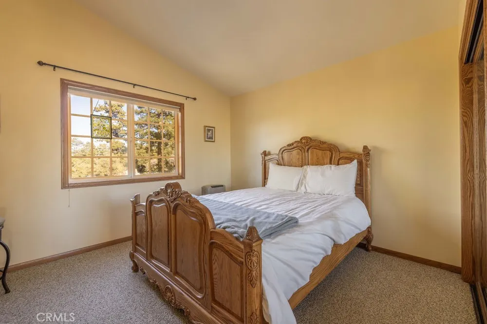 43942 Rainbow Lane Angelus Oaks, CA 92305