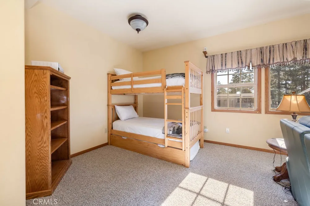 43942 Rainbow Lane Angelus Oaks, CA 92305