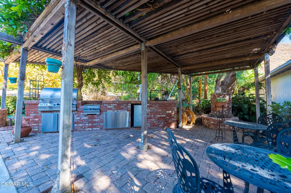 1057 La Loma Avenue Somis, CA 93066