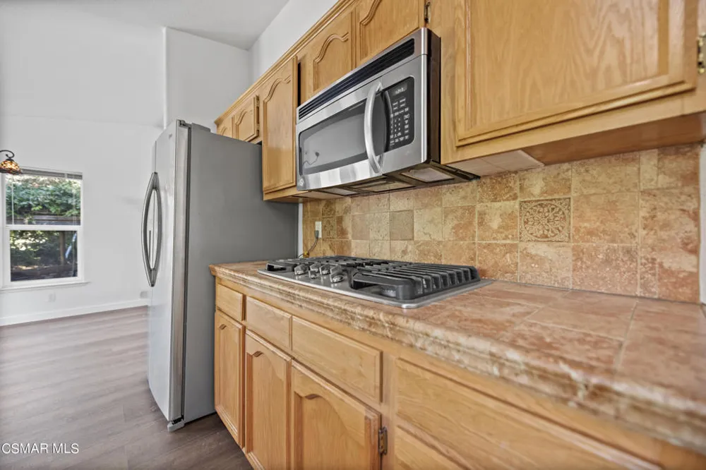 1057 La Loma Avenue Somis, CA 93066