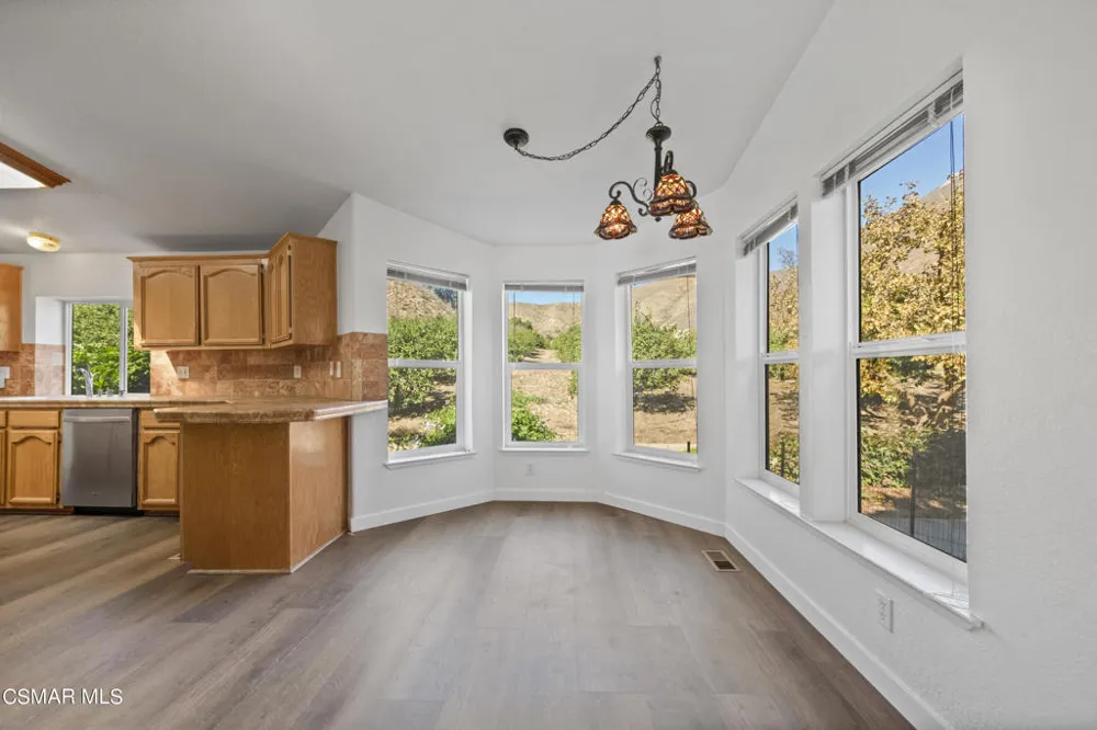 1057 La Loma Avenue Somis, CA 93066