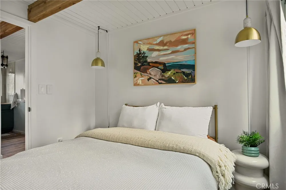 32853 Deerlick Drive Running Springs, CA 92382