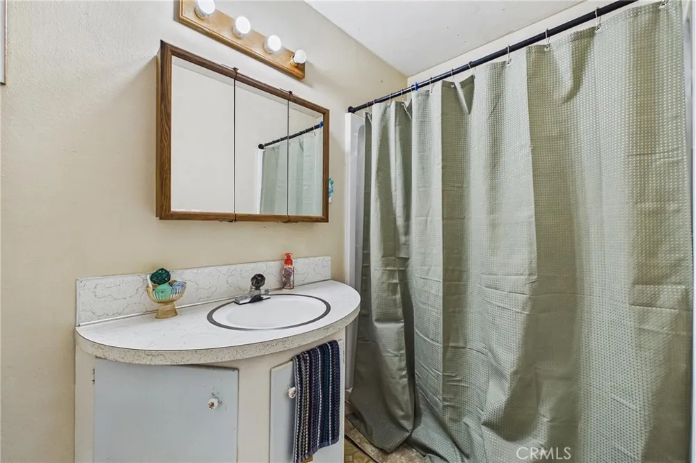 2916 Lowell Eureka, CA 95501
