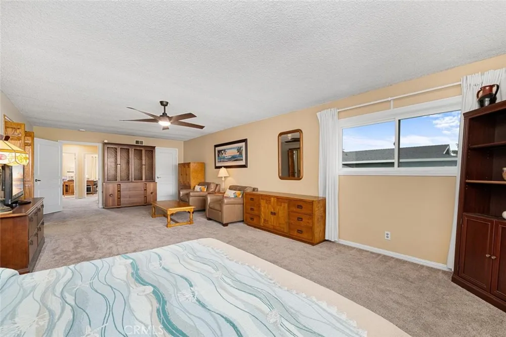 3670 Bluebell Street Seal Beach, CA 90740