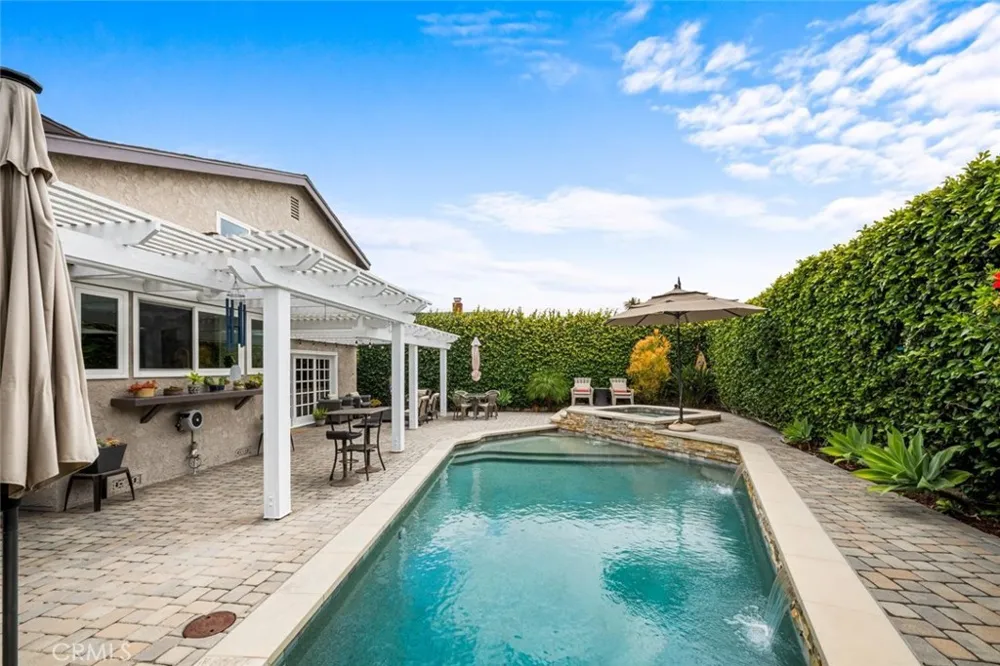 3670 Bluebell Street Seal Beach, CA 90740