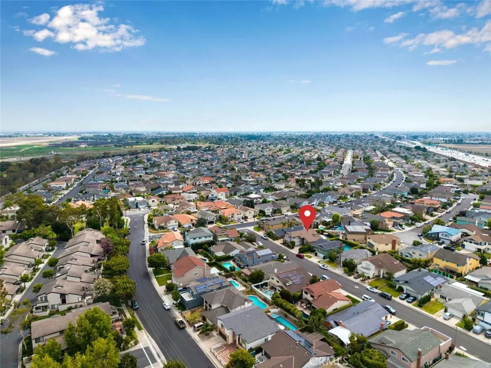 3670 Bluebell Street Seal Beach, CA 90740
