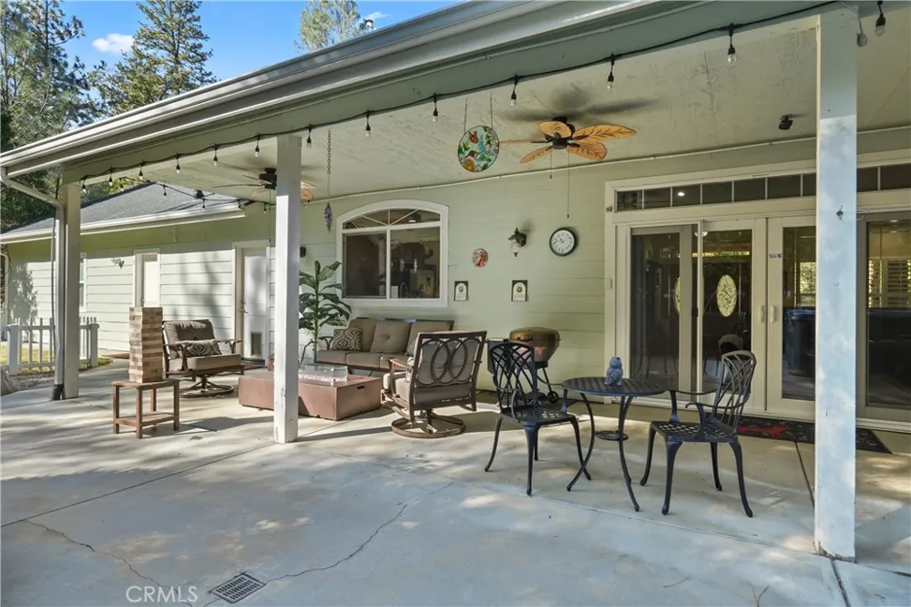 39367 Pine Ridge Road Oakhurst, CA 93644