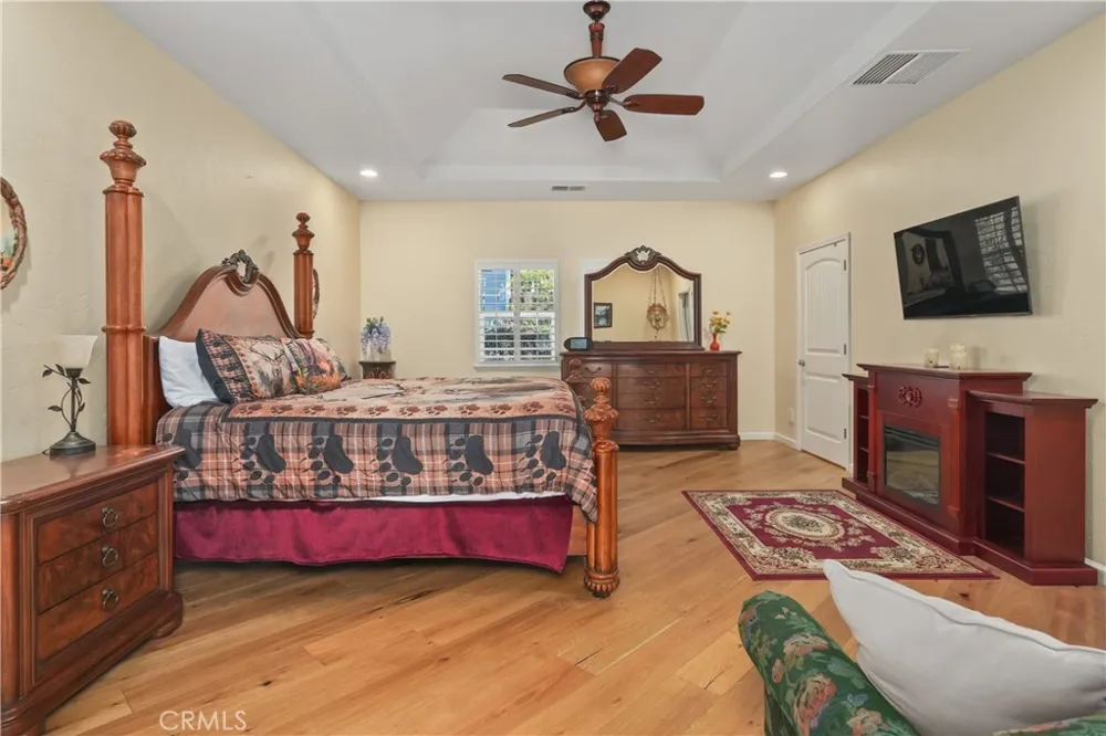 39367 Pine Ridge Road Oakhurst, CA 93644