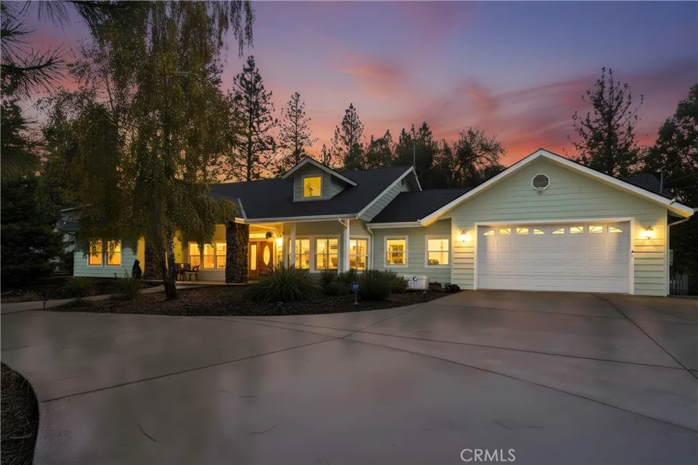 39367 Pine Ridge Road Oakhurst, CA 93644