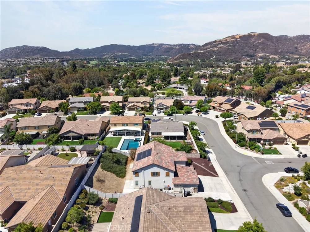 23347 Crystal Way Wildomar, CA 92595