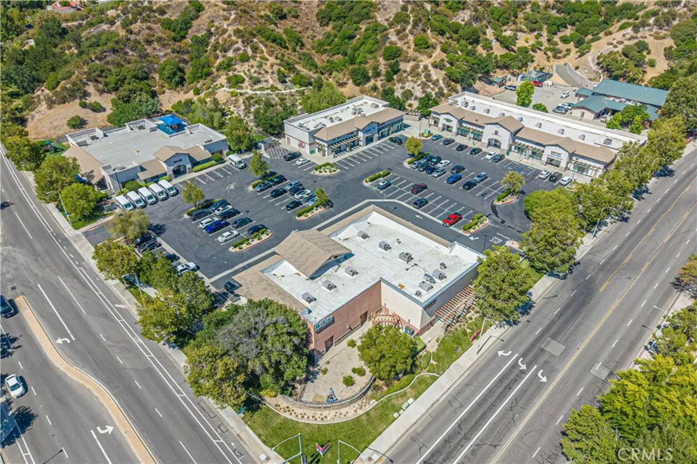 25708 Holiday Circle #B Stevenson Ranch, CA 91381