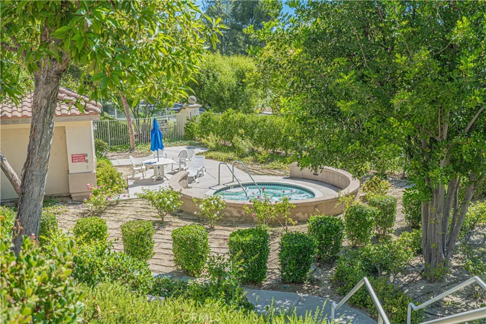 25708 Holiday Circle #B Stevenson Ranch, CA 91381