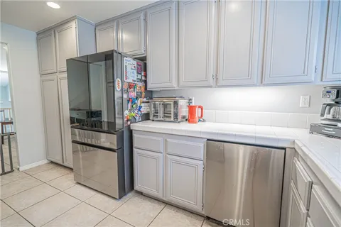 25708 Holiday Circle #B