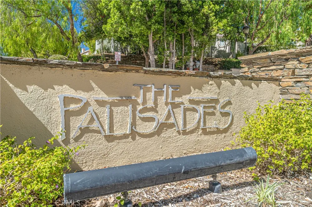 25708 Holiday Circle #B Stevenson Ranch, CA 91381