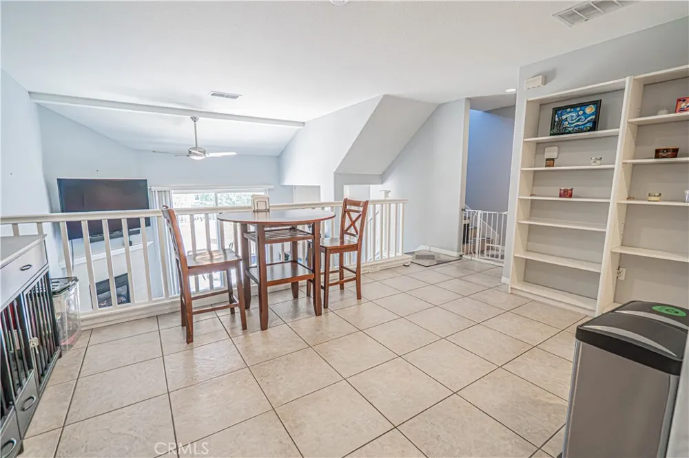 25708 Holiday Circle #B Stevenson Ranch, CA 91381