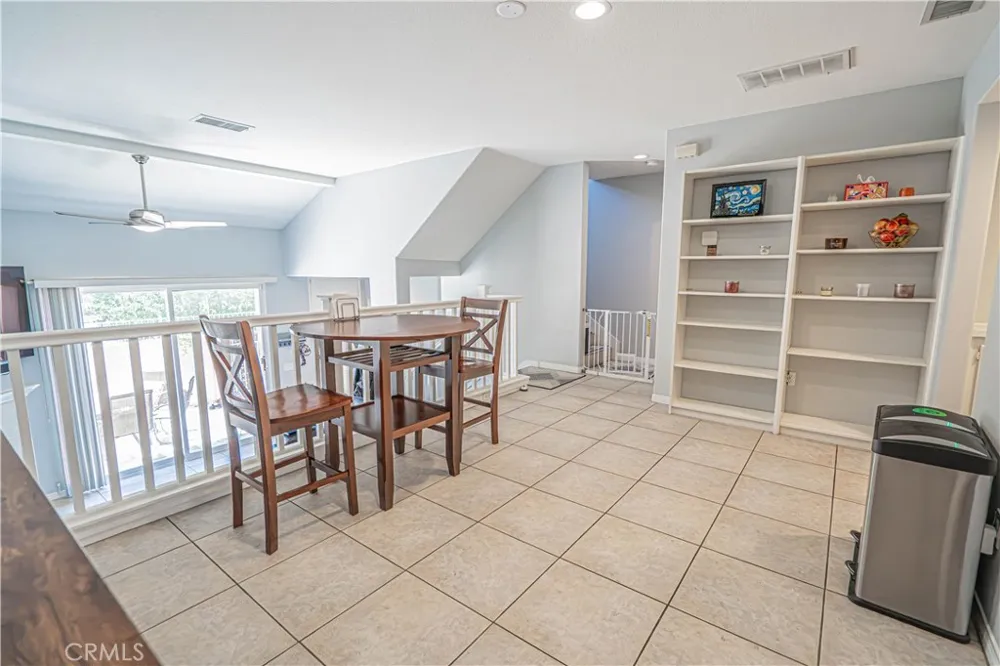 25708 Holiday Circle #B Stevenson Ranch, CA 91381