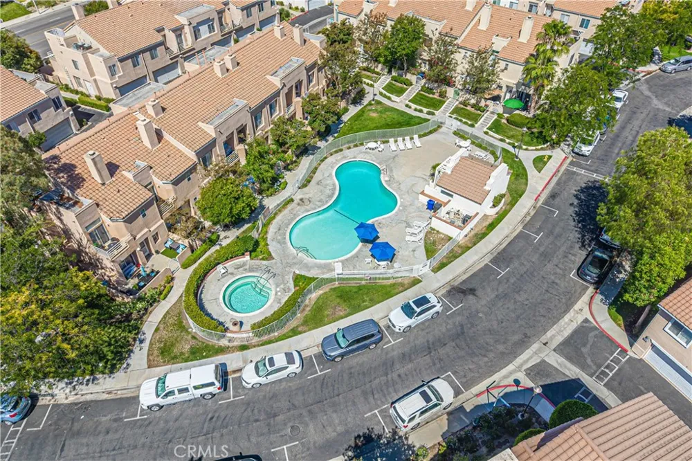 25708 Holiday Circle #B Stevenson Ranch, CA 91381