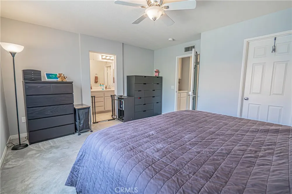 25708 Holiday Circle #B Stevenson Ranch, CA 91381