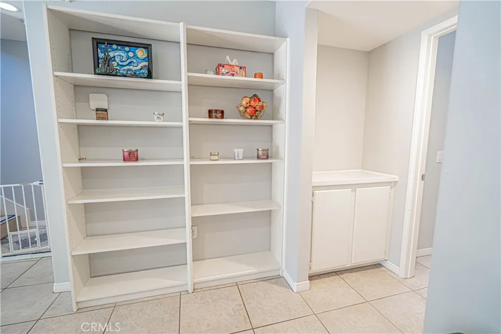 25708 Holiday Circle #B Stevenson Ranch, CA 91381