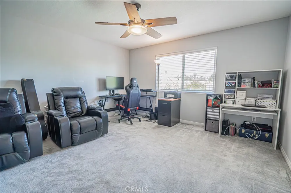 25708 Holiday Circle #B Stevenson Ranch, CA 91381