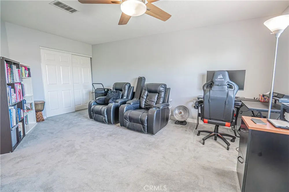 25708 Holiday Circle #B Stevenson Ranch, CA 91381