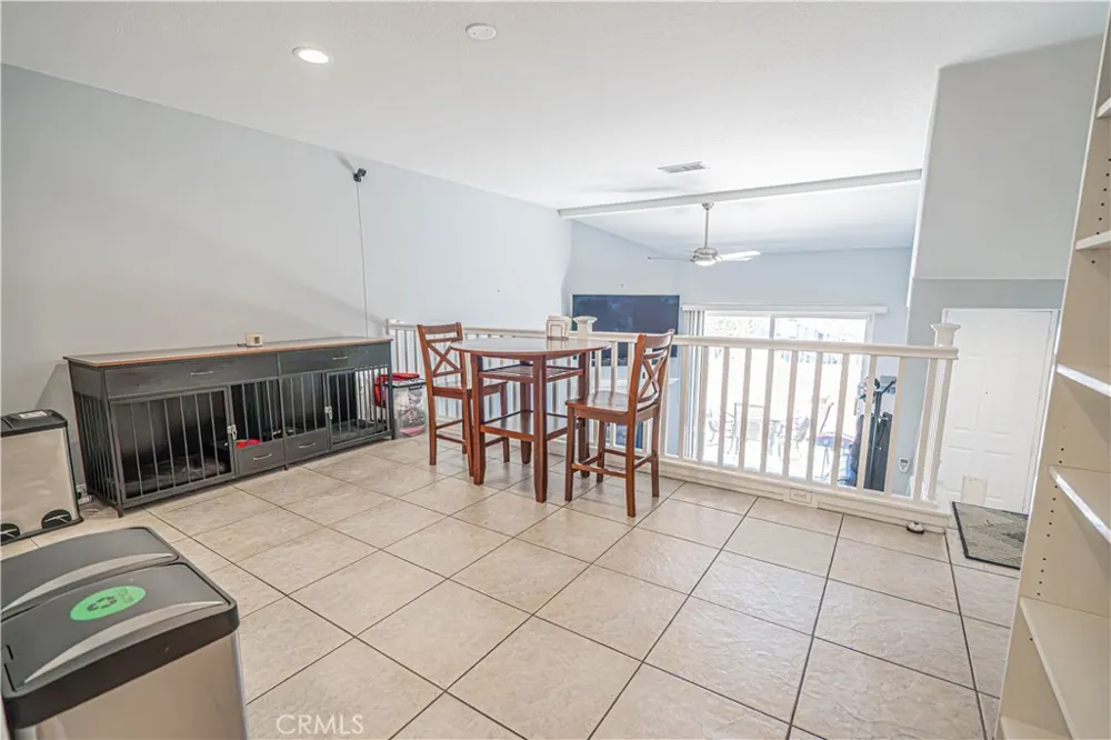 25708 Holiday Circle #B Stevenson Ranch, CA 91381