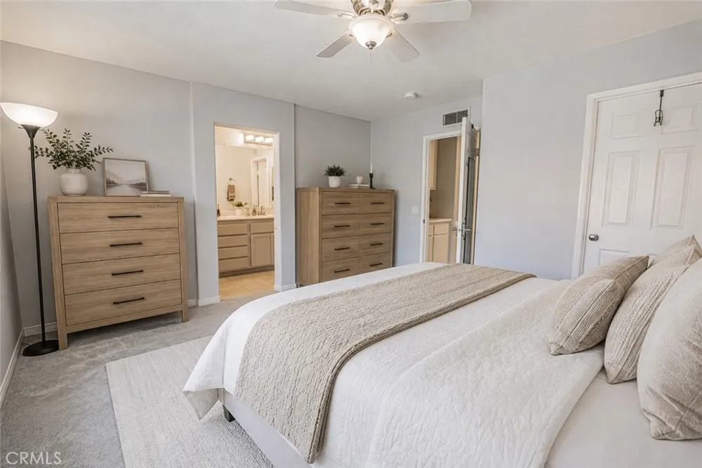 25708 Holiday Circle #B Stevenson Ranch, CA 91381