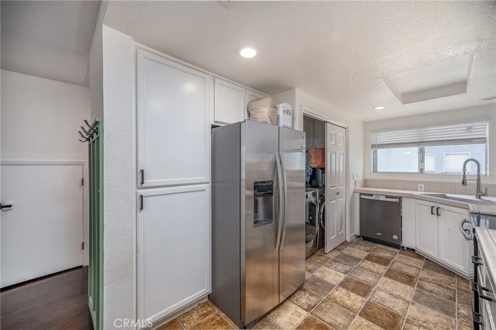 581 Lincoln Ave Unit B Modesto, CA 95354