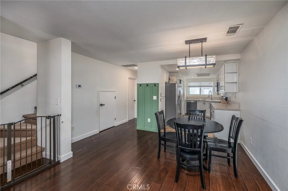 581 Lincoln Ave Unit B Modesto, CA 95354