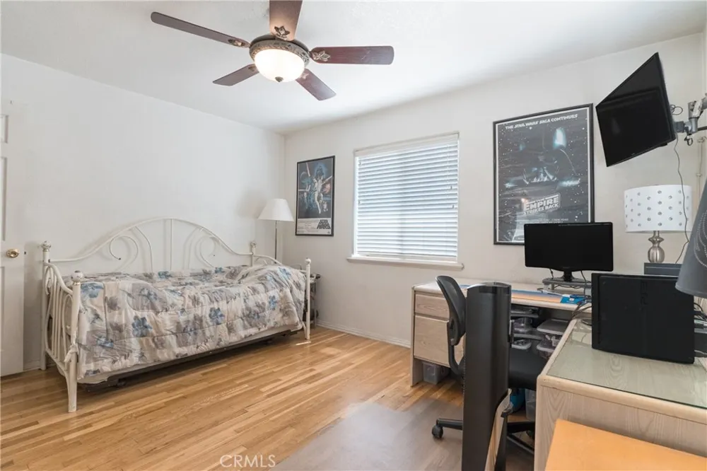 41 Merlon Pasadena, CA 91107