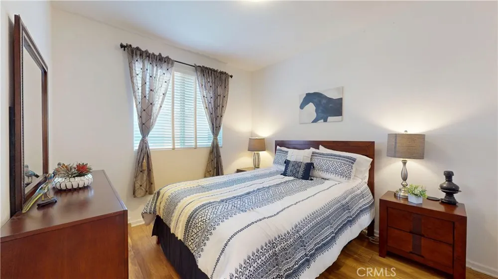 10351 Diamond Pacoima, CA 91331