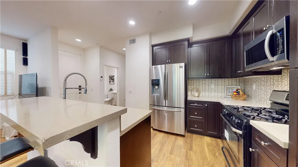 10351 Diamond Pacoima, CA 91331