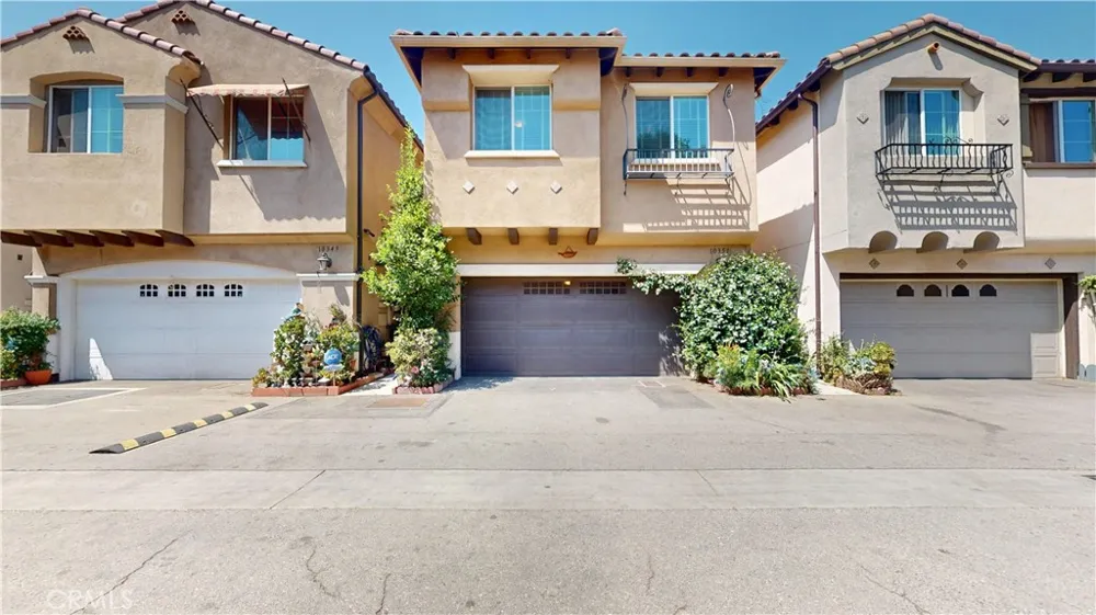 10351 Diamond Pacoima, CA 91331