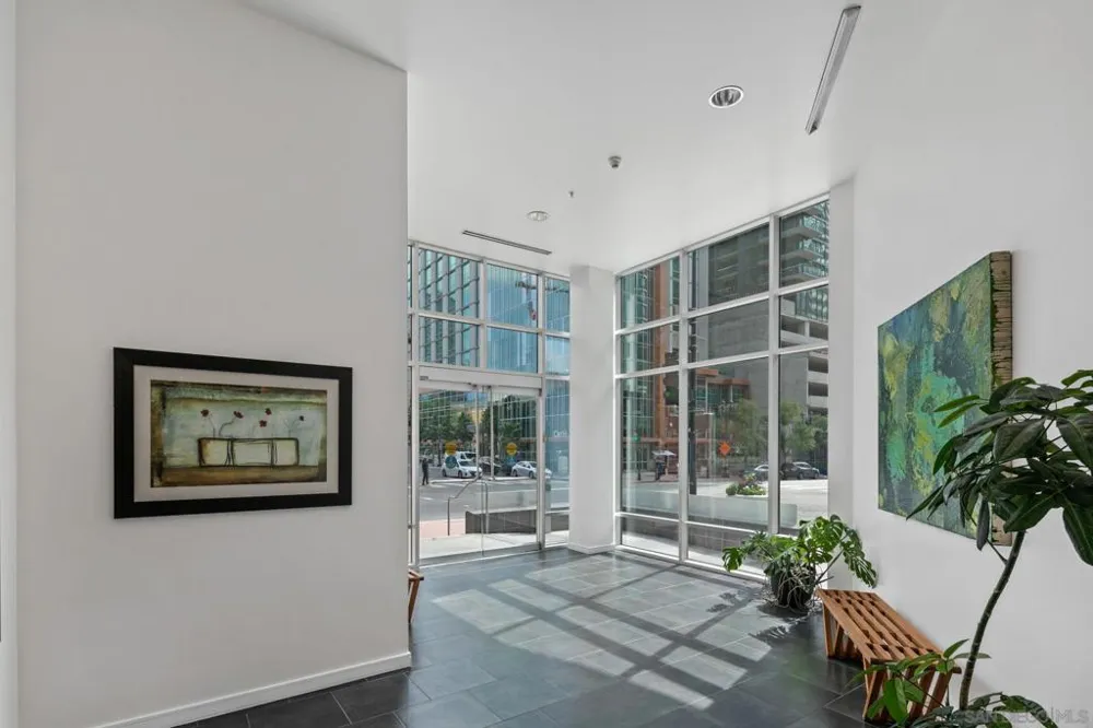 350 W Ash St #809 San Diego, CA 92101