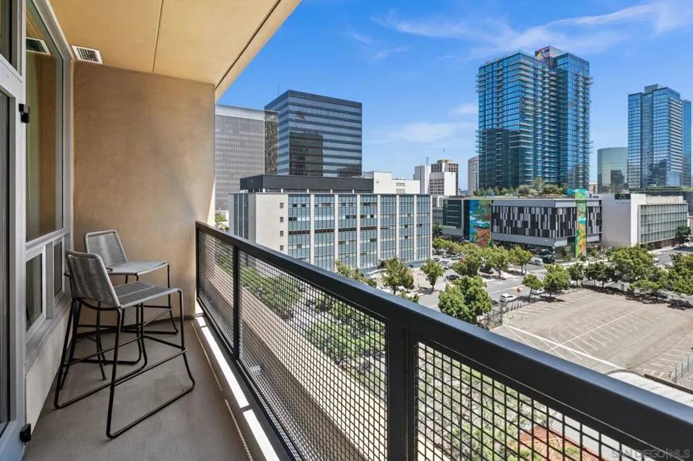 350 W Ash St #809 San Diego, CA 92101