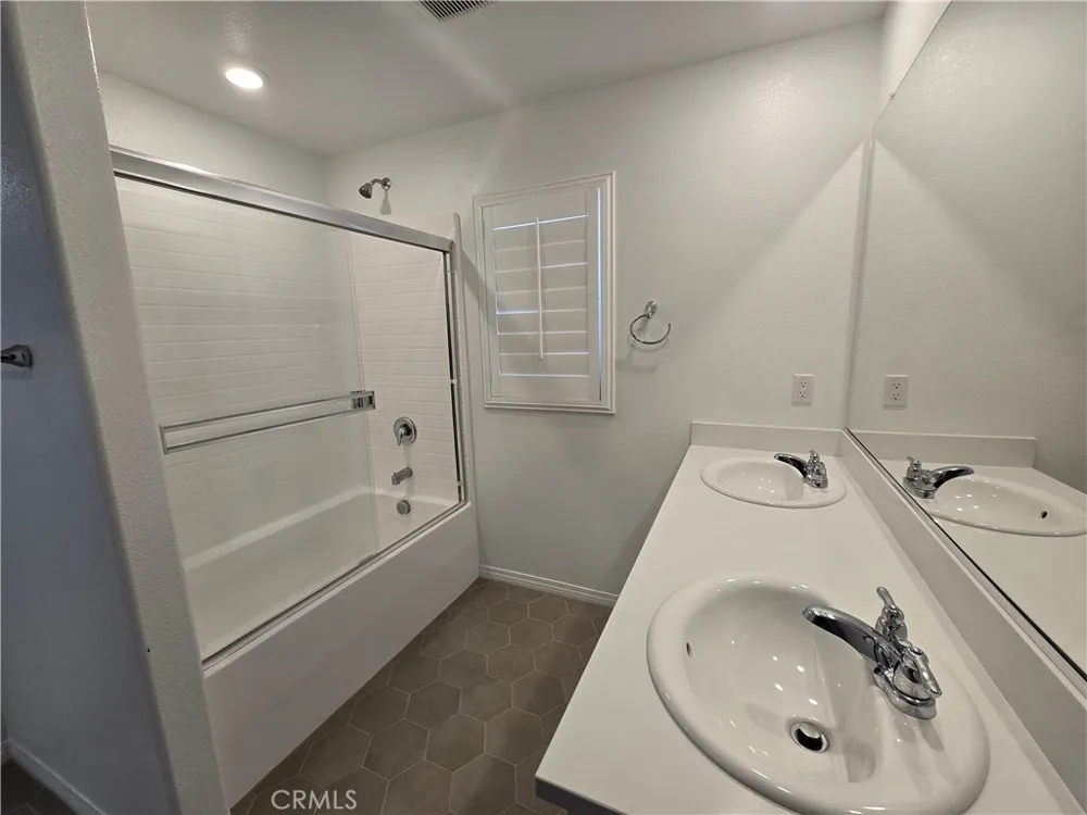 7419 Olive Grove Street Riverside, CA 92507
