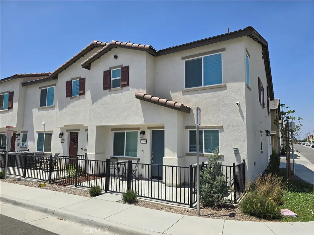 7419 Olive Grove Street Riverside, CA 92507