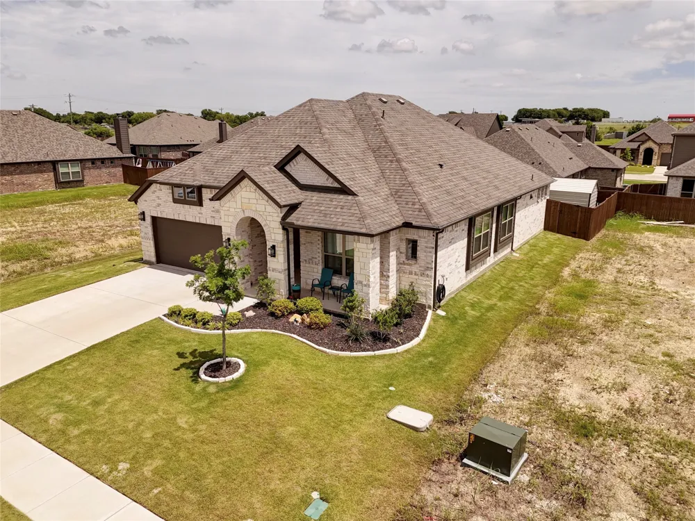 1917 Daybreak Drive Venus, TX 76009