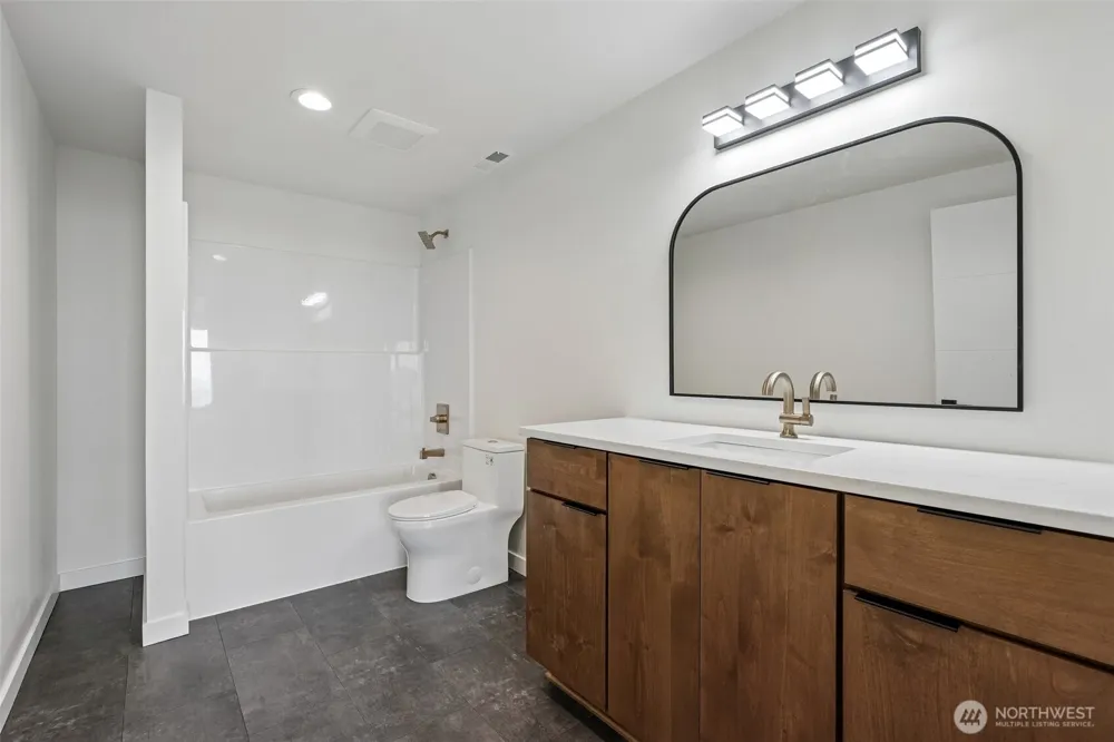 340 Anderson Drive Kalama, WA 98625