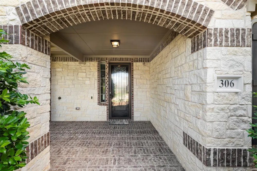 306 Waterford Lane Sunnyvale, TX 75182