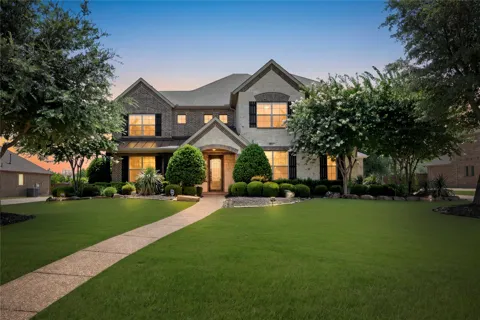 306 Waterford Lane